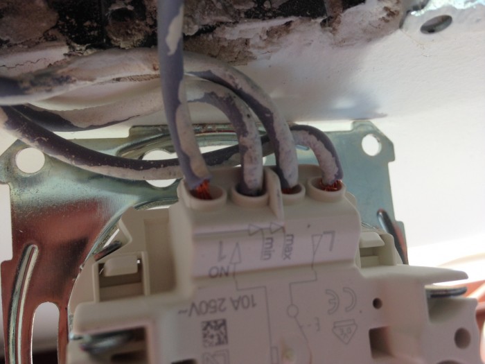 otro interruptor.JPG