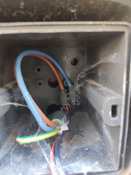 IMG_20250630_193526.jpg (5.71 MiB) Visto 7984 veces IMG_20250630_193526.jpg